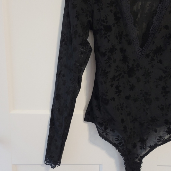 Free people babes in bandeaus bodysuit - Picture 8 of 16